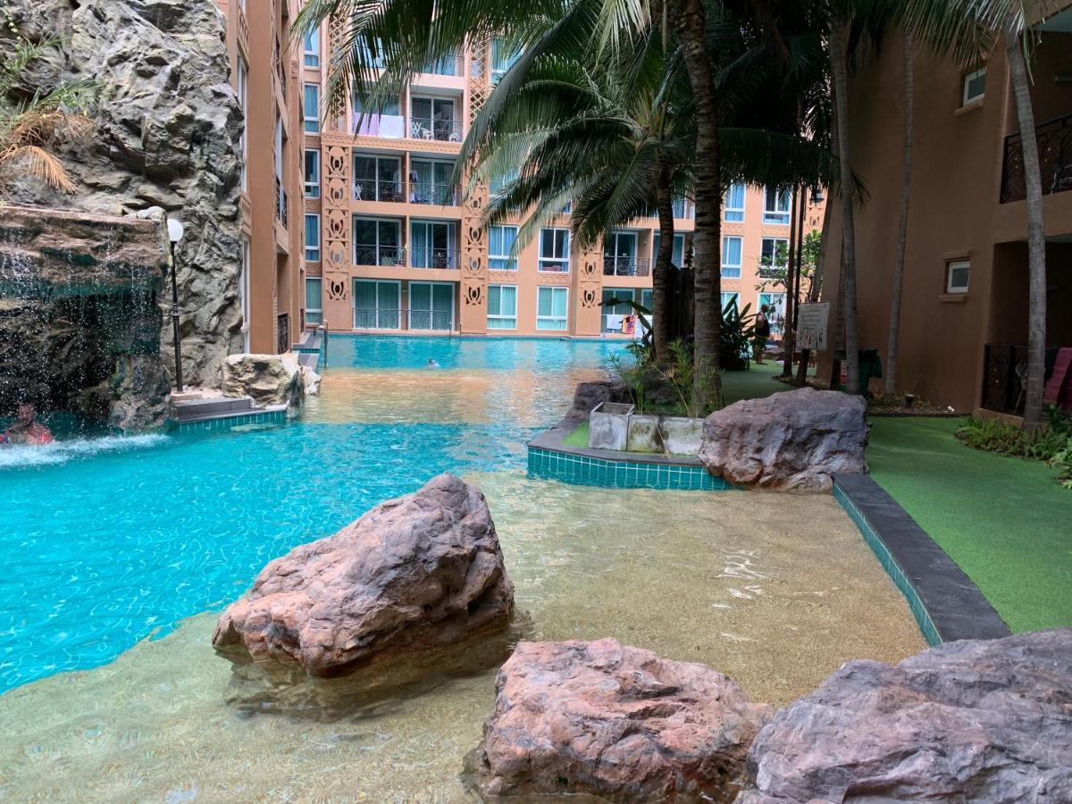 Atlantis Condo Resort Csomtien-part Kültér fotó