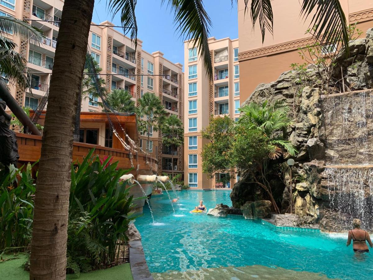 Atlantis Condo Resort Csomtien-part Kültér fotó