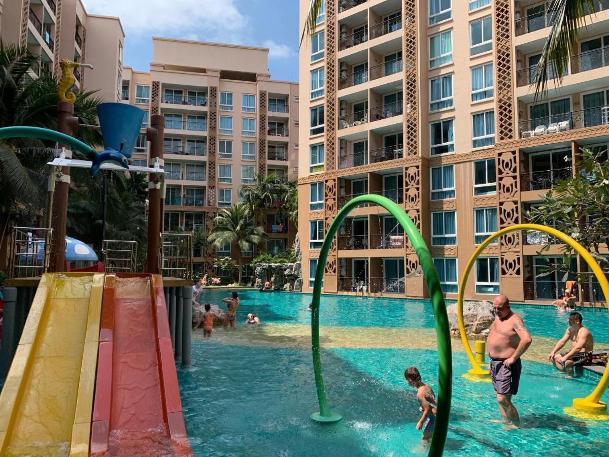 Atlantis Condo Resort Csomtien-part Kültér fotó