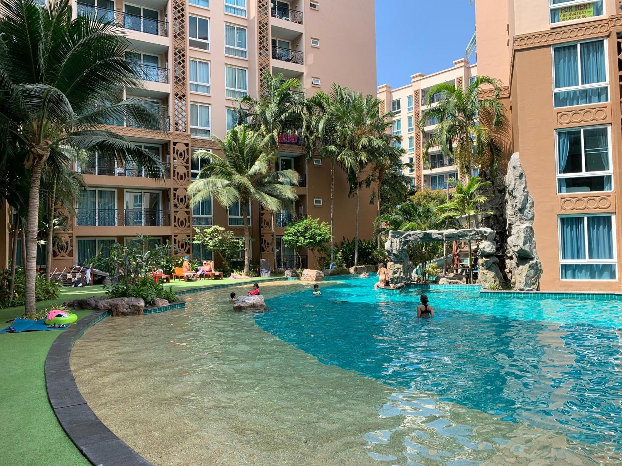 Atlantis Condo Resort Csomtien-part Kültér fotó